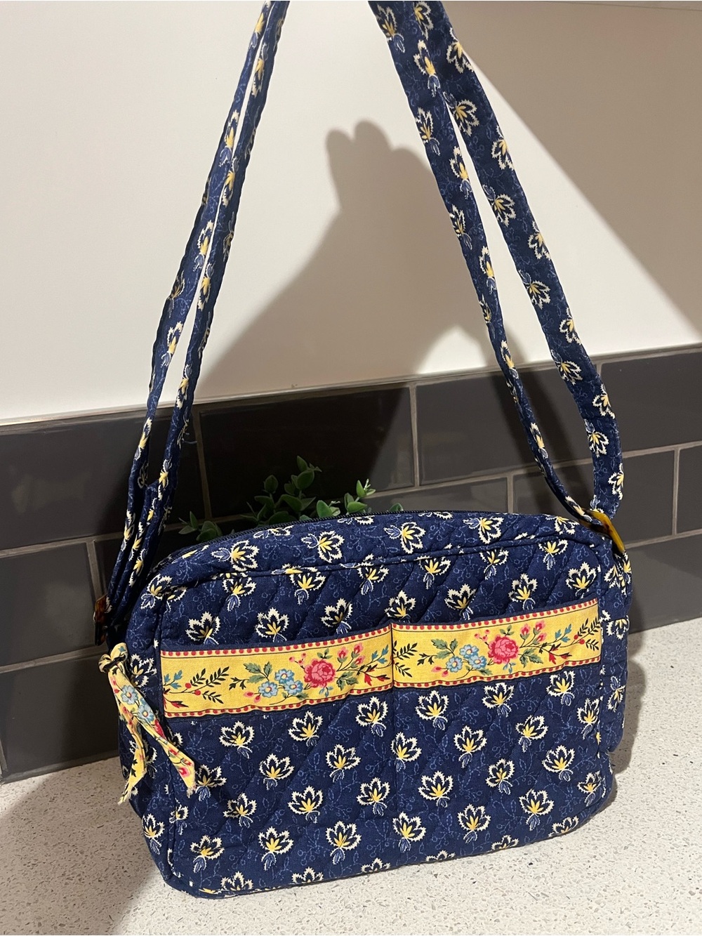 Vera Bradley Quilted Floral Denim Shoulder Bag Purse Vintage Y2K - Picture 5 of 16